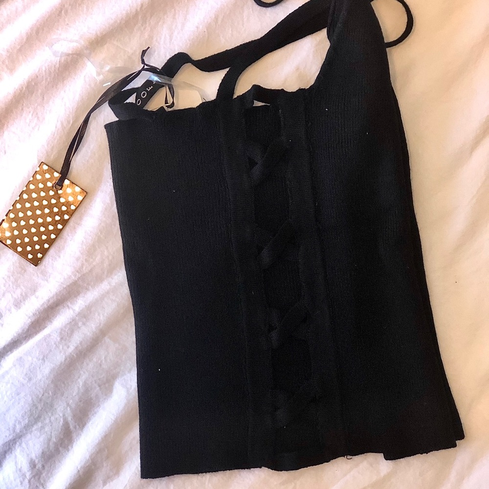 Poof V-Neck Ribbed Tank - Picture 5 of 5